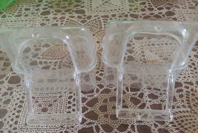 Islenmis qefes ewyalari ile birlikde satilir