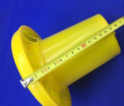 Yem qabı
yemin yere tökülmesini ve israfının qabaqını alır, çox rahat