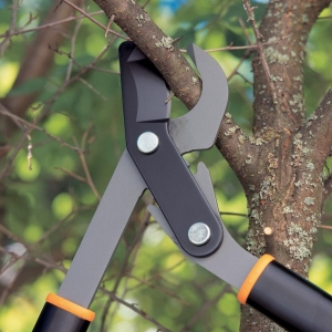 Fiskars Powergear Bypass Çelik ve Dal Kesme Makası