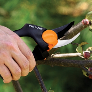 Fiskars Powergear Bypass Budama Makası