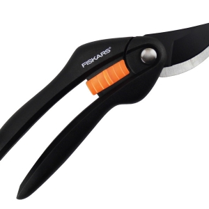 Fiskars Singlestep Budama Makası Bypass