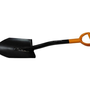 Fiskars Solid Araç Küreği