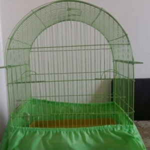 Islenmis qefes ewyalari ile birlikde satilir