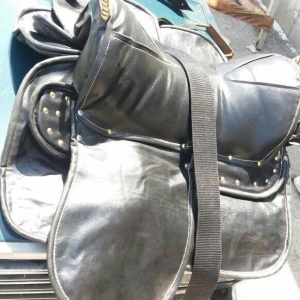 At yəhəri - atlar üçün dəri yəhərlər.Qiymət 119 azn.dən başlayır 600 a