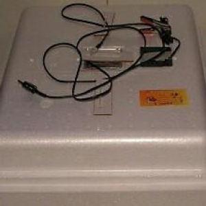 Продаются мало использованные инкубаторы. 104  куриных + 50 гусиных и